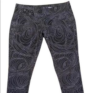 BLACK DOTTED WORK OUT PANTS